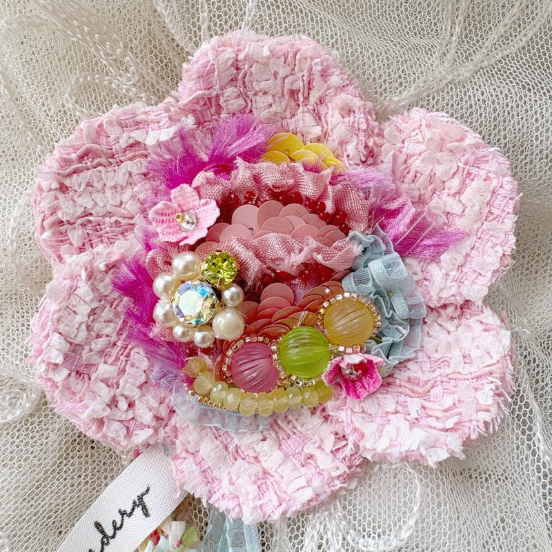 胸花 胸针 No.70 手作饰品 - 胸針 - 棉．麻 