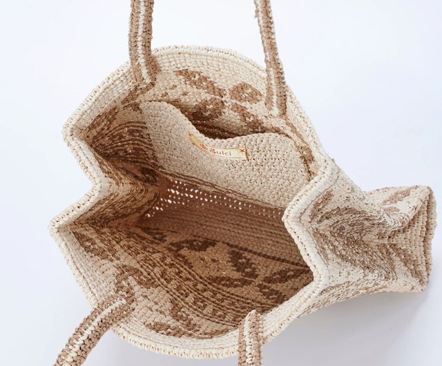 MAZE - natural raffia good hand crochet straw bag