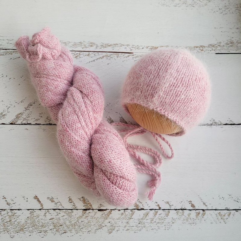 Pink Melange Fluffy Newborn Hat with Wrap, Knitted Photo Props - 嬰兒手鍊/飾品 - 羊毛 粉紅色