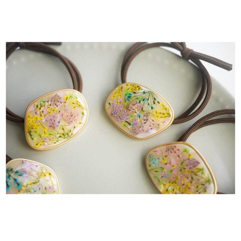 彩色花園髮繩 | 真花樹脂髮飾 | 髮圈 | hair tie/elastic - 髮圈/髮夾 - 其他材質 多色