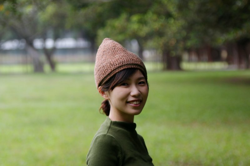 Christmas Gifts for Yourself Winter Pointy Elf Wool Hat-Foggy Brown - หมวก - เส้นใยสังเคราะห์ สีนำ้ตาล
