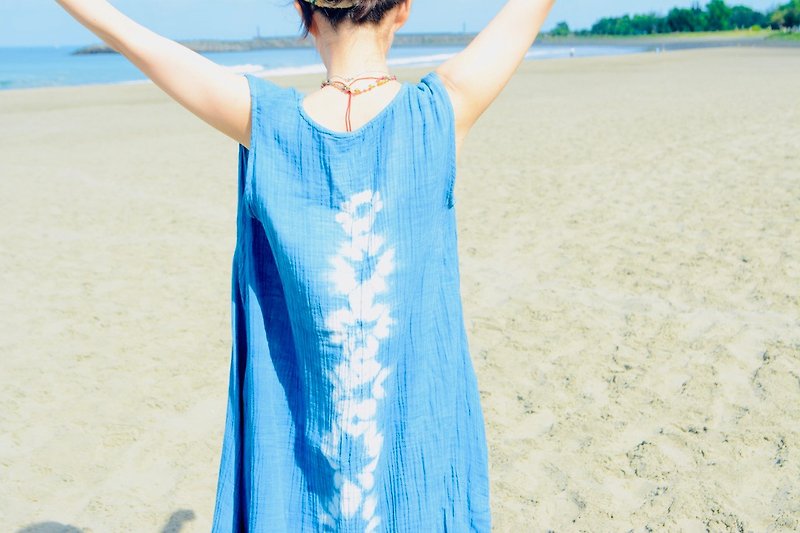 Japanese-style temperament | Romantic petal hand-dyed one-length dress - One Piece Dresses - Cotton & Hemp Blue