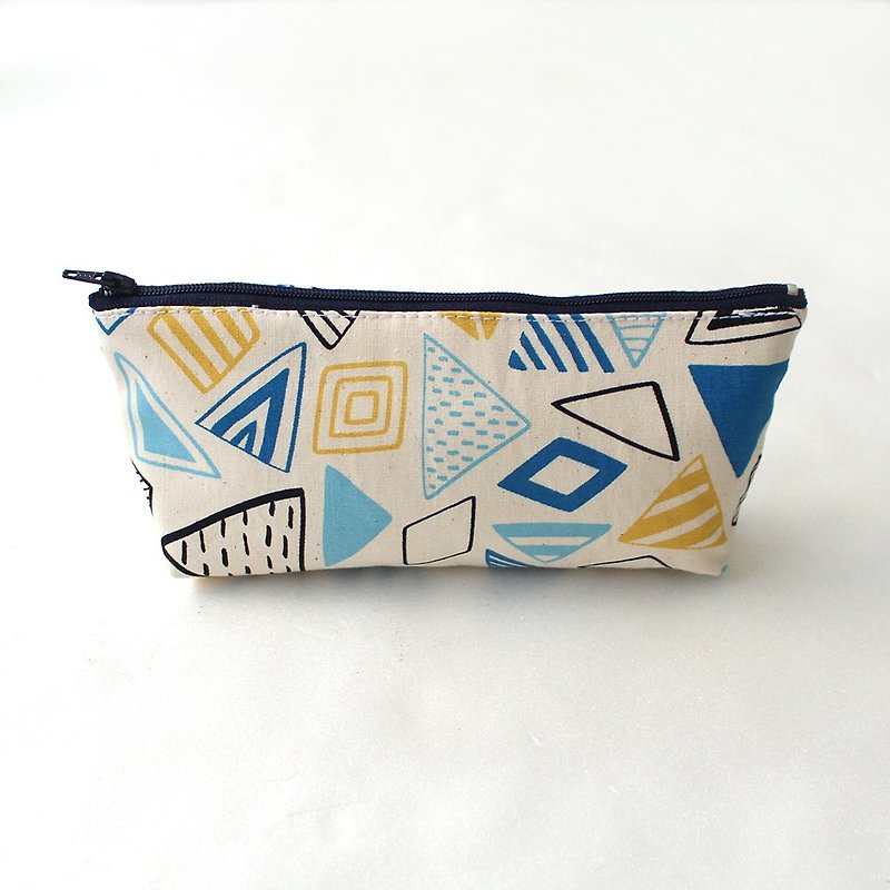 Geometric pattern (blue) pencil case (medium) / storage bag pencil case cosmetic bag - Pencil Cases - Cotton & Hemp Multicolor