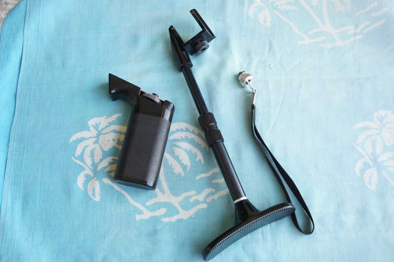 USEFUL PISTOL GRIP & BUTT with HAND-STRAP for SOVIET 16mm MOVIE CINE KRASNOGORSK - 相機/拍立得/底片相機 - 其他材質 
