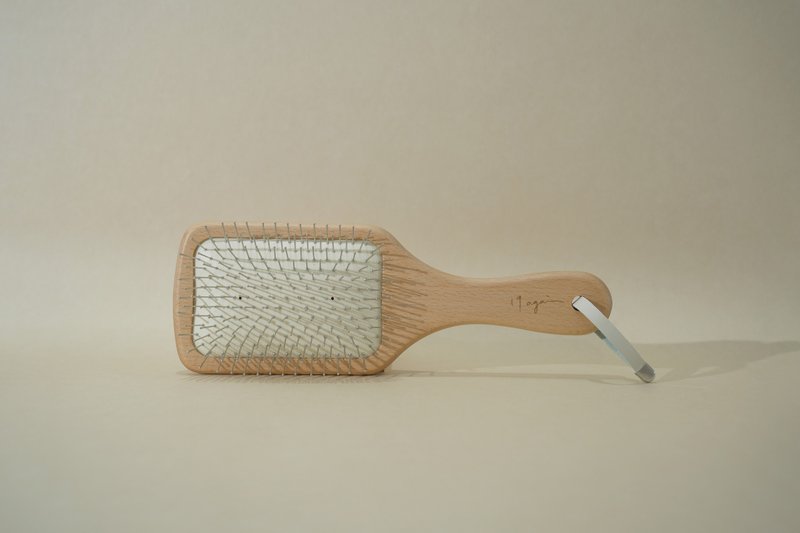 Double air hole soft and pressure-relieving air cushion comb - wooden comb/natural beech wood - อุปกรณ์แต่งหน้า/กระจก/หวี - ไม้ สีกากี