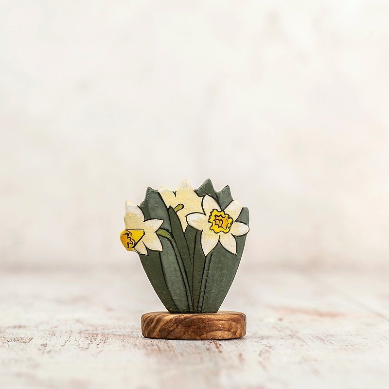Handcrafted Wooden Daffodil Toy - Eco-friendly, Sustainable, Kids Gift - ของเล่นเด็ก - ไม้ สีเหลือง
