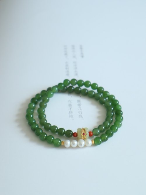 Angel's tears 天使之淚 Jewelry Design 6mm天然和田玉 /和闐玉-碧玉. 銀鑲和田玉並蒂蓮設計多圈手串