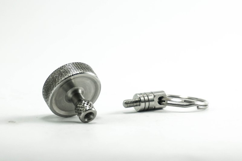 EDC Top 攜帶式手工金屬陀螺掛飾_不鏽鋼製螺紋版 - 鑰匙圈/鑰匙包 - 其他金屬 銀色