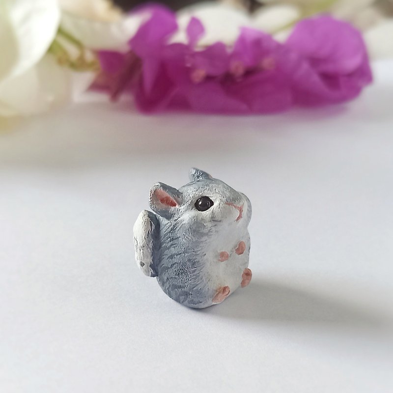 Hamster angel statue tiny decor or necklace Gray white colors Tiny gift memorial - 其他 - 塑膠 銀色