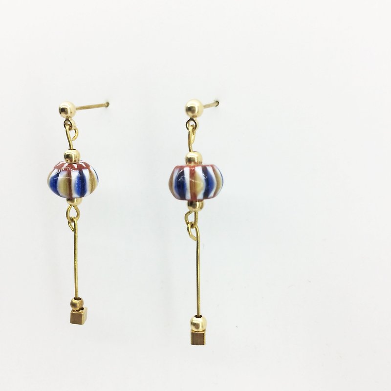 Nepalese handmade glass / wind chime brass hand made earrings can be changed - Earrings & Clip-ons - Other Metals Blue