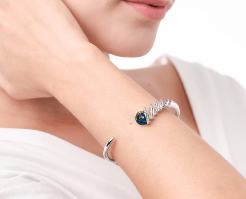 Majade Jewelry Design 黑歐泊925純銀手鐲 調節開口手環 個性化刻字C手環 螺旋造型手鐲