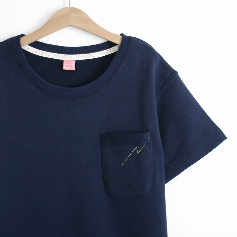 厚版 丈青閃電口袋Tee - 售完 - 女 T 恤 - 棉．麻 藍色