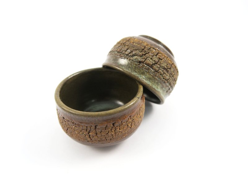 Tianxing kiln / camphor fragrance tea cup 2 pcs - ถ้วย - ดินเผา สีนำ้ตาล