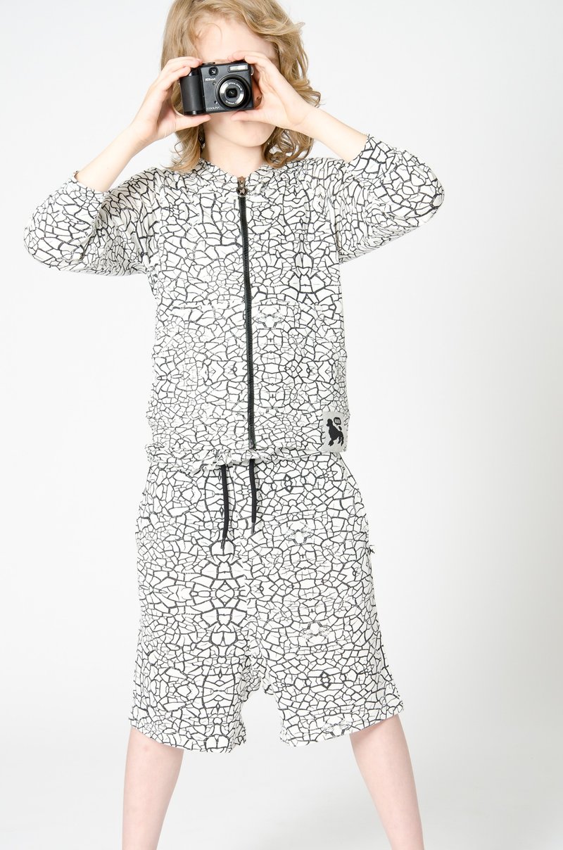 【瑞典童裝】有機棉連帽外套150cm至165cm - 男/女童外套 - 棉．麻 黑色