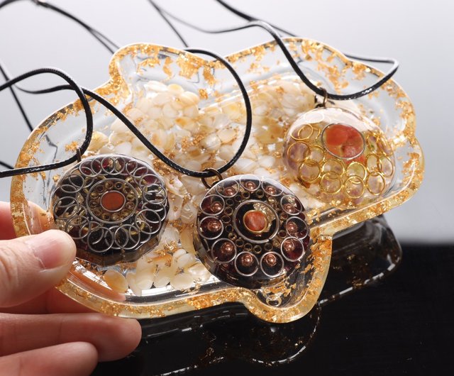 スターリングシルバー フローラル曼荼羅ブローチピンペンダント ムーンストーンクリスタル付き 1 5/8インチ