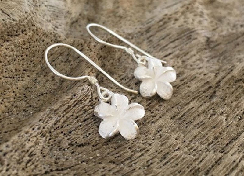 SV Snowy Flower Earrings Clip-On - Earrings & Clip-ons - Other Metals 