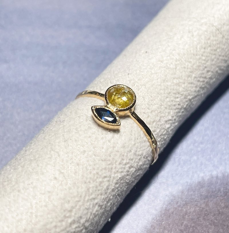 Day n Night Honey Diamond and Sapphire Ring - แหวนทั่วไป - เพชร สีเหลือง