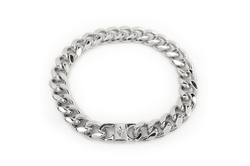 [METALIZE] "M" Tag Metal Bracelet Radiating M square brand two-tone metal bracelet (Platinum) - สร้อยข้อมือ - โลหะ 