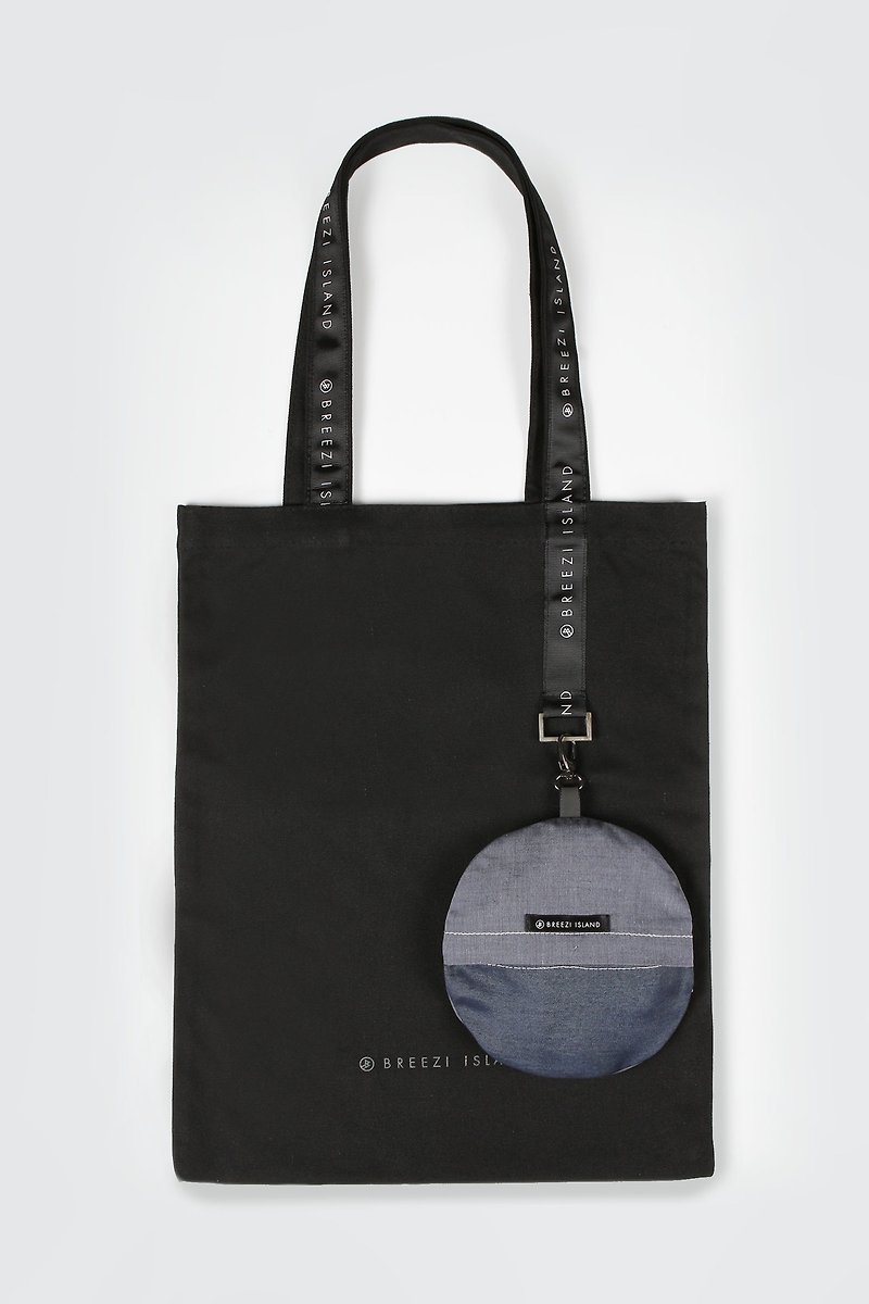 BREEZI ISLAND Reflective LOGO Tote Bag-Black - กระเป๋าแมสเซนเจอร์ - ผ้าฝ้าย/ผ้าลินิน สีดำ