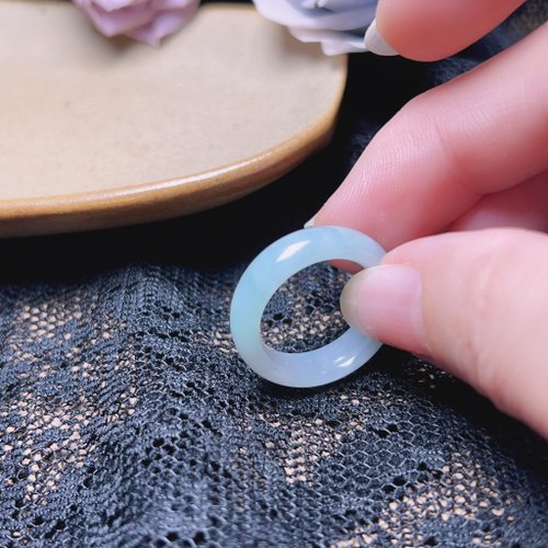 瓔珞珠寶盒 E.L.Jewelry Box 【求‧緣】飄綠翡翠戒指戒圈 | 國際12.5圍 | 天然緬甸玉翡翠A貨