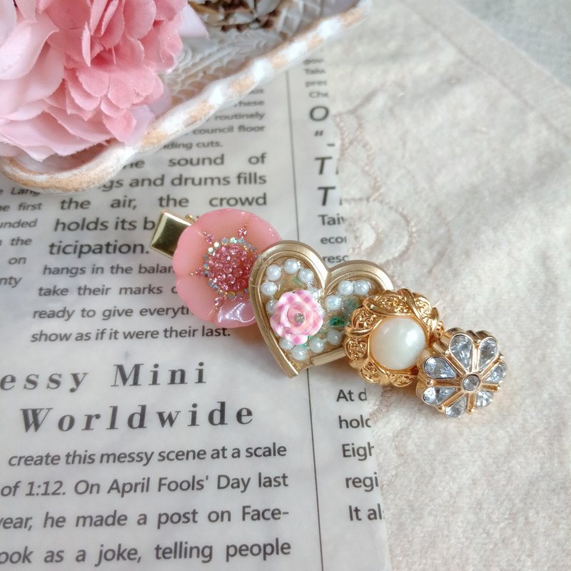 wow Handmade粉色愛心鈕扣壓夾 髮夾 髮飾 - 髮夾/髮圈 - 其他材質 