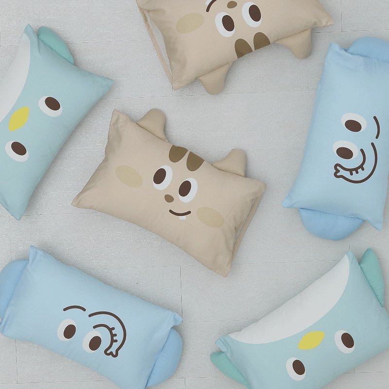 Good Relationship HAOKUANXI | Animal Shape Pillow-Penguin・Elephant・Squirrel - เครื่องนอน - ผ้าฝ้าย/ผ้าลินิน สีน้ำเงิน