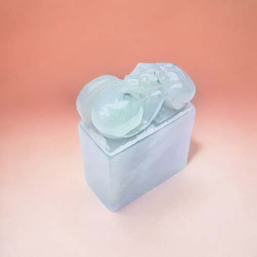 瓔珞珠寶盒 E.L.Jewelry Box 春帶彩翡翠巧雕猴彩桃印章 | 天然緬甸A貨翡翠 | 送禮