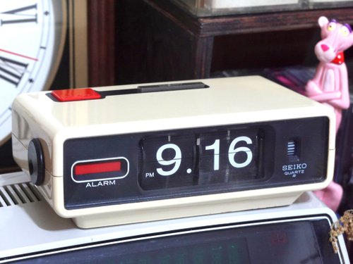 日本 昭和セイコー パタパタ時計 QN407 白 目覚まし時計 置き時計