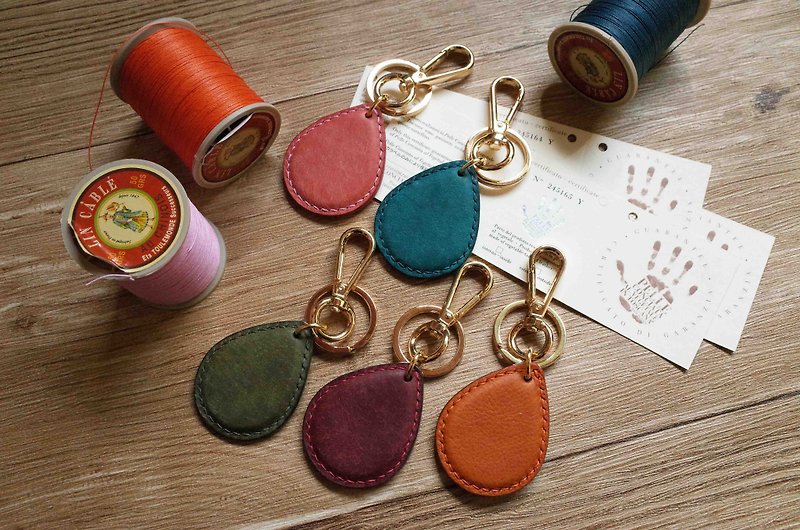 Handmade leisure card chip pendant - water drops - Leather Goods - Genuine Leather 