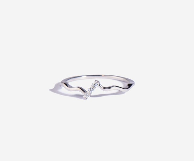 Infinity hot sale heartbeat ring