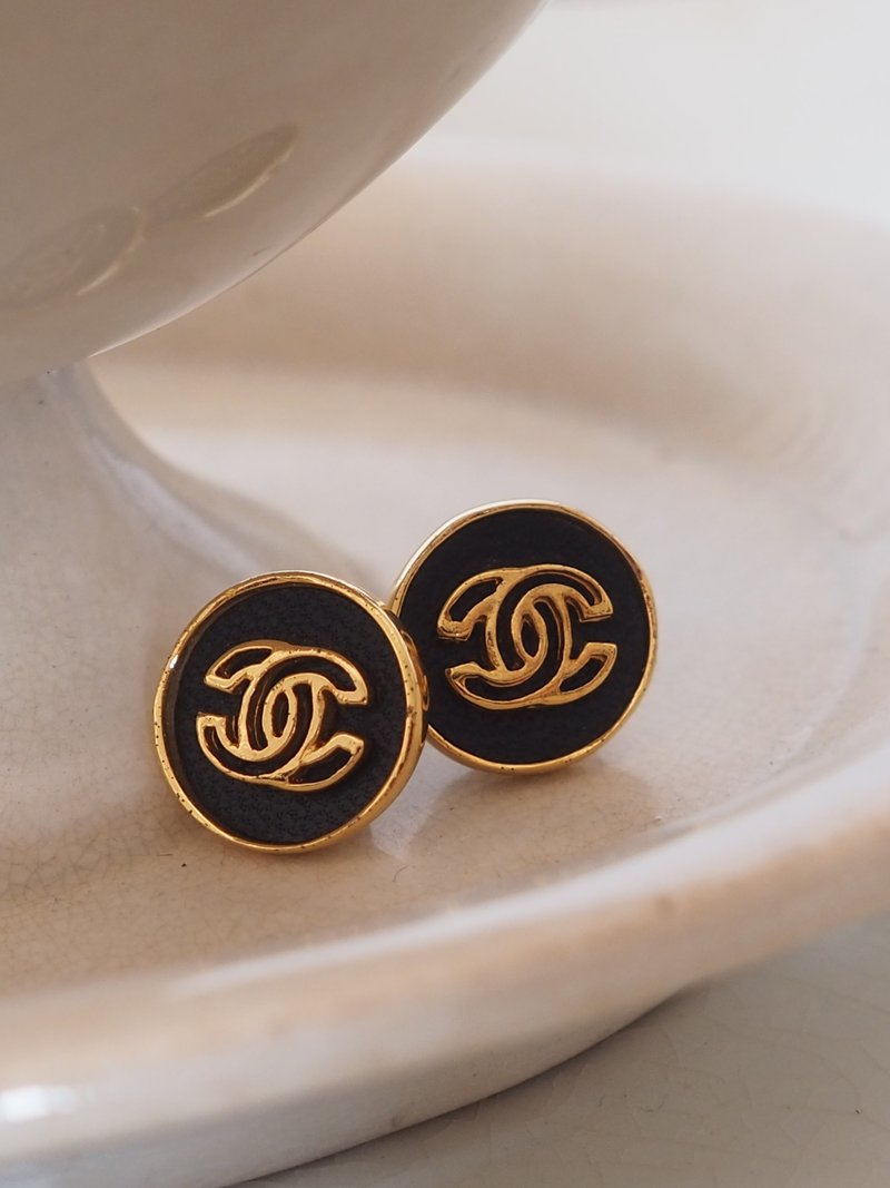 CHANEL シャネル COCO レザー ピアス ゴールド ブラック ヴィンテージ - 耳環/耳夾/耳骨夾 - 其他金屬 金色