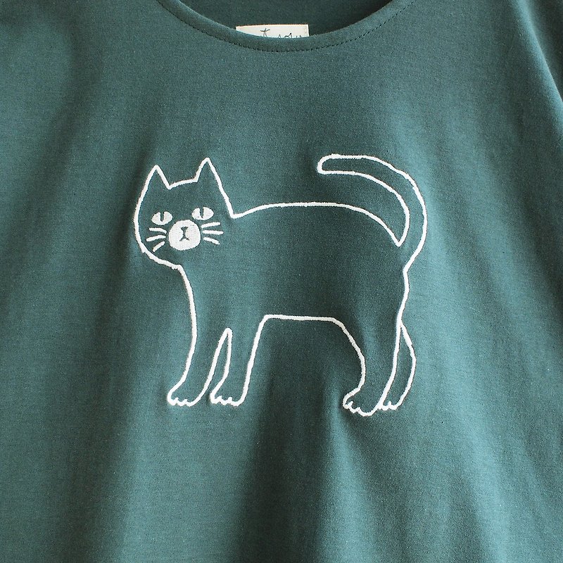 krajok cat t-shirt : green - เสื้อยืดผู้หญิง - ผ้าฝ้าย/ผ้าลินิน สีเขียว