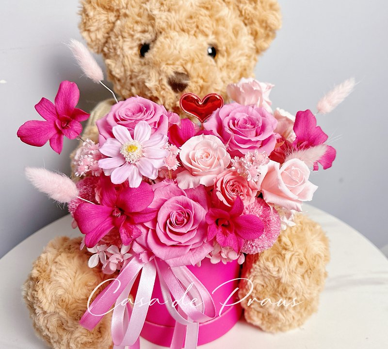 浪漫滿屋熊熊抱抱桶 - 乾燥花/永生花 - 植物．花 粉紅色