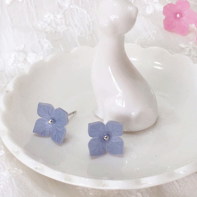 Fox Garden Handmade Flower Series: Blue Purple Flower Earrings / Ear Pins / Stud Earrings / Ear Clips - ต่างหู - พลาสติก สีน้ำเงิน