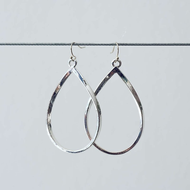 Sleek Silver Tear Drop Earrings (piercing) - Earrings & Clip-ons - Other Materials Multicolor