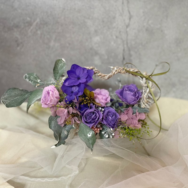 【永生花禮】心型藤編玫瑰桌花/開幕花禮/升遷花禮/祝賀花禮 - 乾燥花/永生花 - 植物．花 多色
