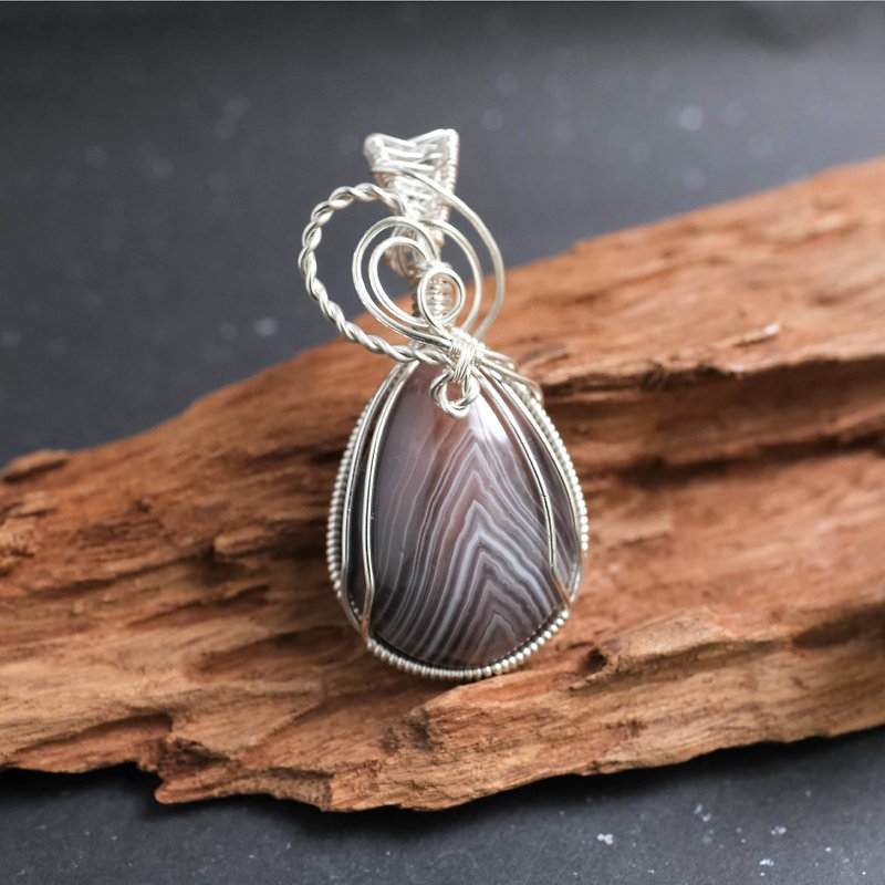[Open the heart] Persian agate art copper wire woven pendant - สร้อยคอ - เครื่องเพชรพลอย สีเทา