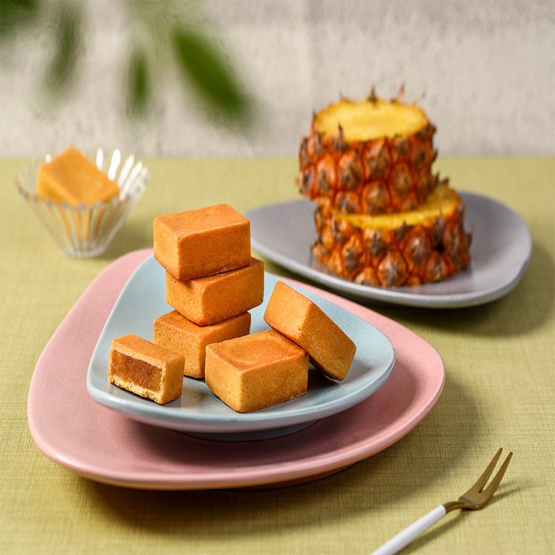 【Hesheng Royal Product】8pcs Fresh Fruit Pineapple Cake Gift Box - Cake & Desserts - Other Materials 