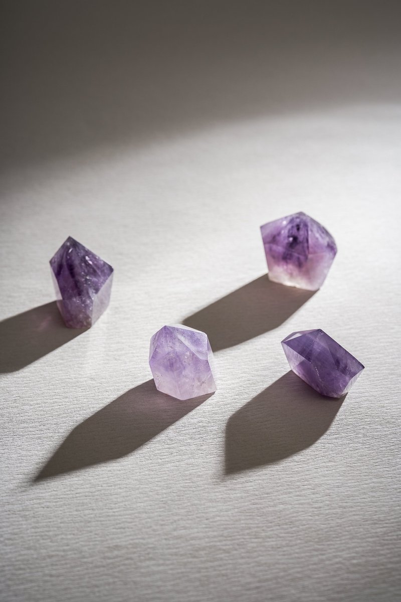 Huaguang - Hidden Crystal Pavilion | Brazilian Amethyst Hexagonal Prism | High Energy Guardian Stone| Unspecified Random - Items for Display - Crystal 