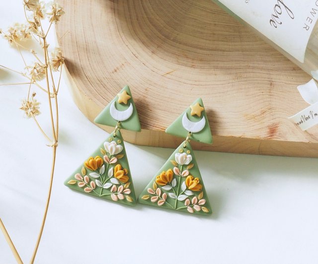 ナチュラルカラーのモードなイヤリング(ピアス変更可)　ポリマークレイ ナチュラルカラーのモードなイヤリング(ピアス変更可) ポリマー