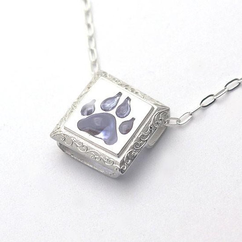 Paw pendant (square) - Necklaces - Other Metals Blue