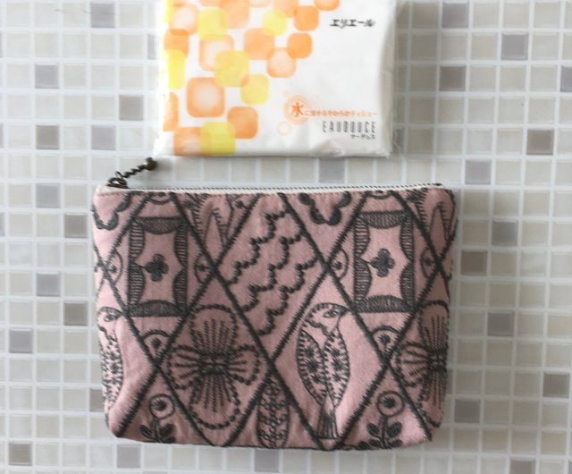 化妝包 ハンドメイド ポーチ 人気柄 ポケットつき ミナ
