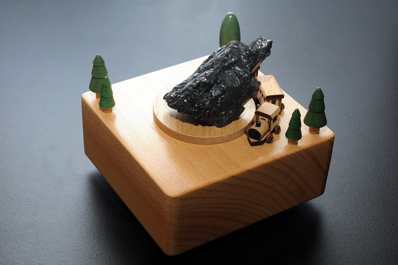 銀次石墨 礦石/水晶/靈修/開運/招財/破煞/防小人 - 擺飾/家飾品 - 其他材質 