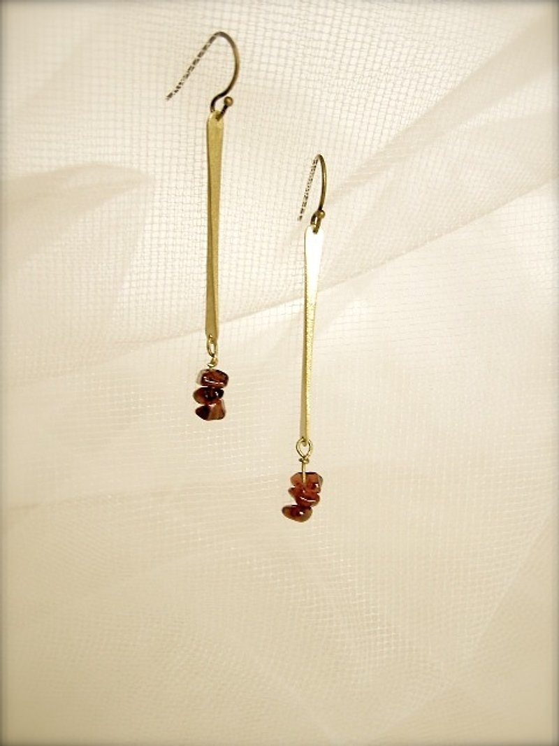 Garnet · Simple · Earrings - Earrings & Clip-ons - Other Metals Gold