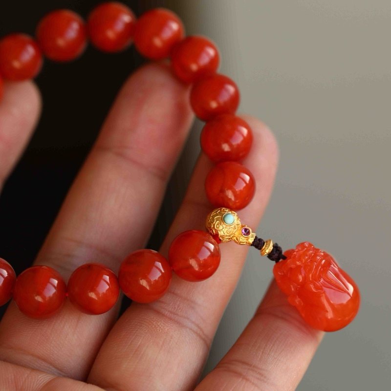 11 ミリメートル天然四川素材レッド瑪瑙スターリングシルバーひょうたんスリーウェイレッド貔貅デザインシングル サークル ブレスレット s - ブレスレット - 半貴石 レッド