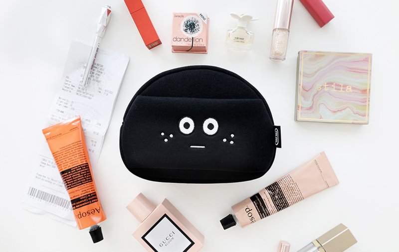 Romane Brunch Brother 橢圓手拿化妝包 - 化妝包/收納袋 - 棉．麻 