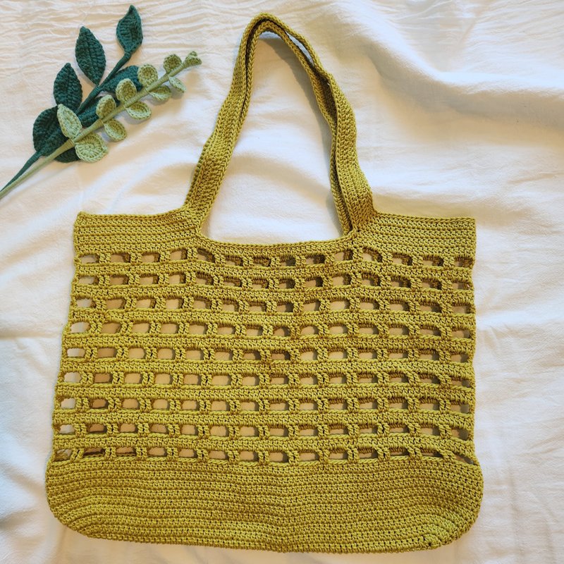 JOAN's work-A must-have woven green mesh tote bag for young people who can carry it on the shoulder - กระเป๋าถือ - ผ้าฝ้าย/ผ้าลินิน สีเขียว