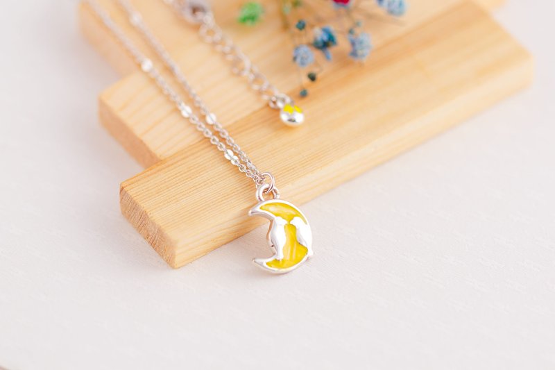 Enamel Painted Series Love Mum Moon Necklace Bright Moon (NLAJA0816N-2) - Necklaces - Silver Yellow