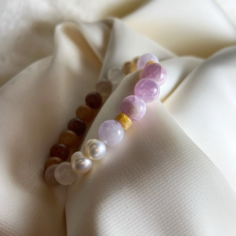 Kunzite, Purple Jade, Pearl, Topaz and Golden Silk Jade Bracelet丨Elegance‧ One thing, one picture‧ - Bracelets - Semi-Precious Stones Purple