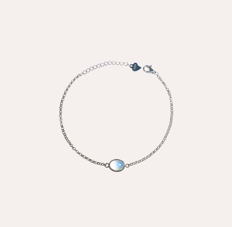 Anzhu Moonstone Blue Oval 6*8mm Bracelet Classic Series Oval B Gemstone Silver AND - Bracelets - Silver Blue